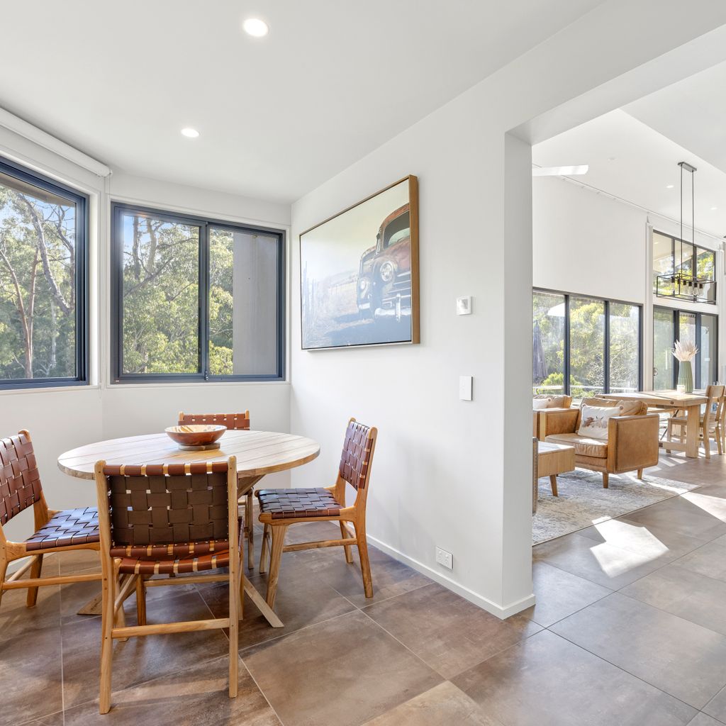 Riverfront Alpine Retreat – Mt Buller Gateway – Sleeps 10