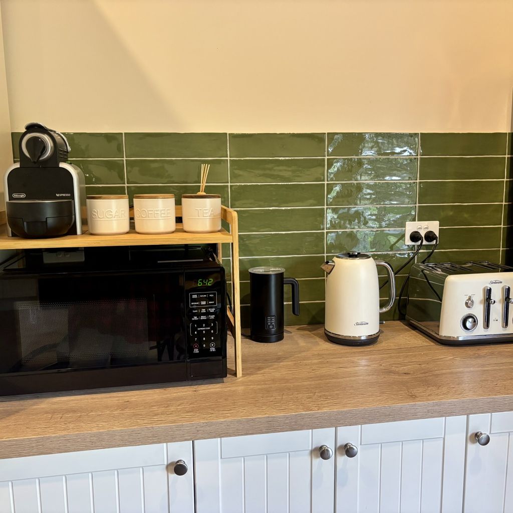 Jam Cottage Tolmie – Sleeps 8