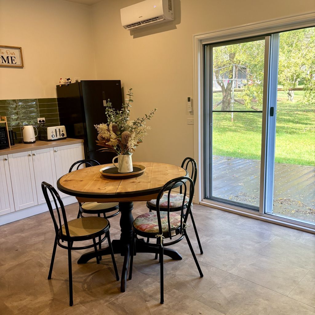 Jam Cottage Tolmie – Sleeps 8