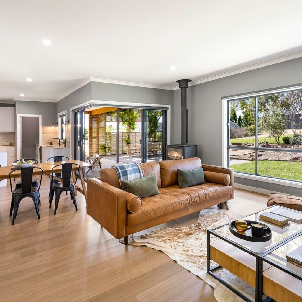 Relax & Explore Mansfield Spacious Family Retreat Near Mt Buller