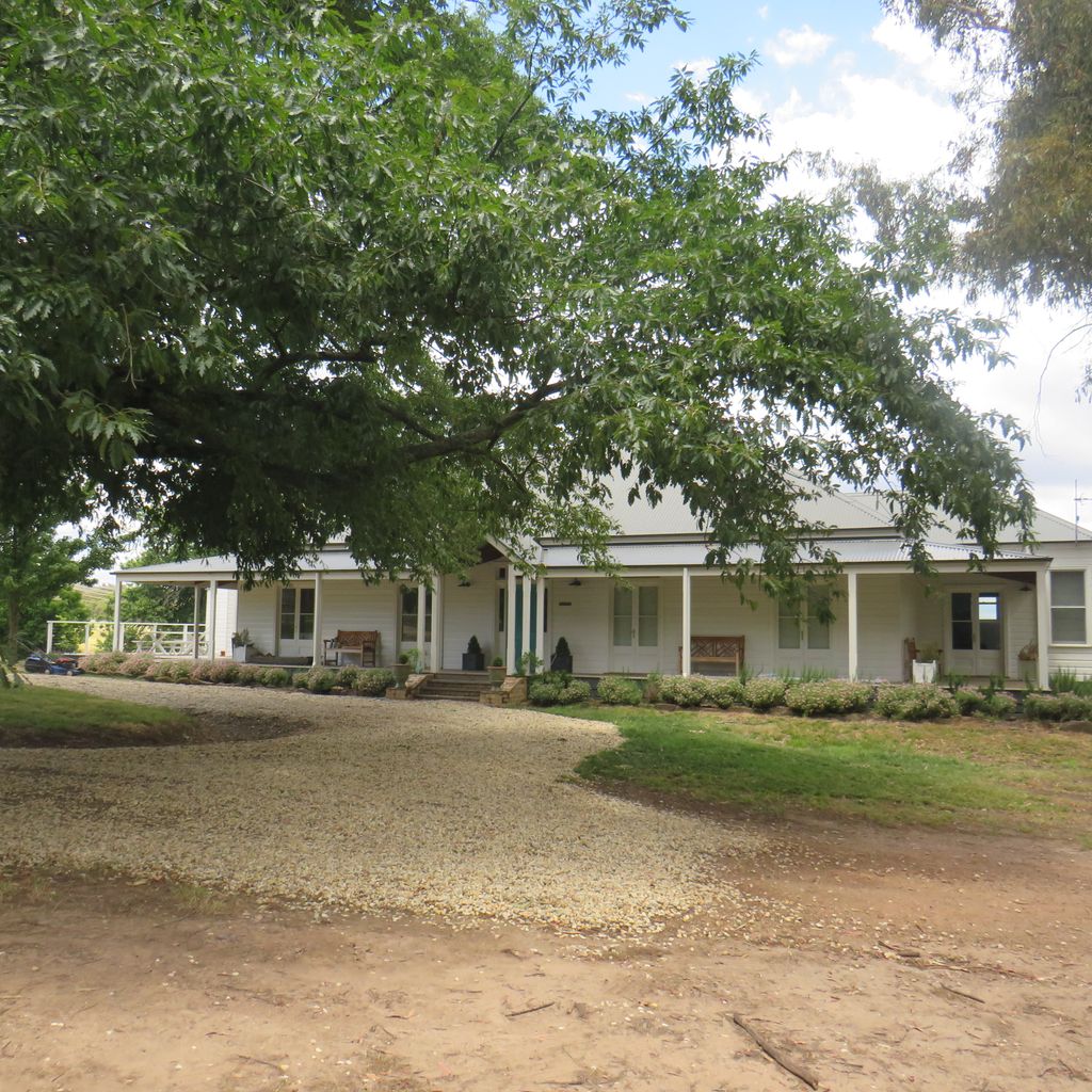 Mansfield Manor