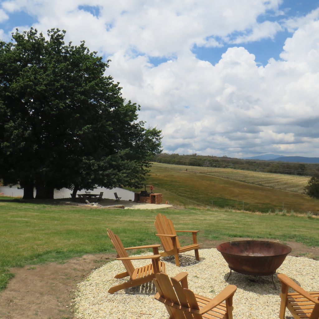 Mansfield Manor