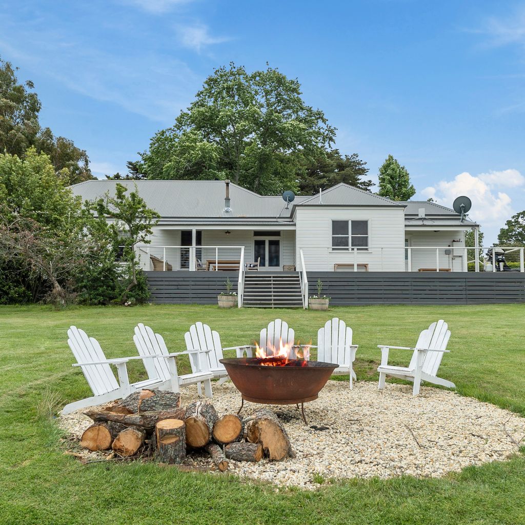 Mansfield Manor