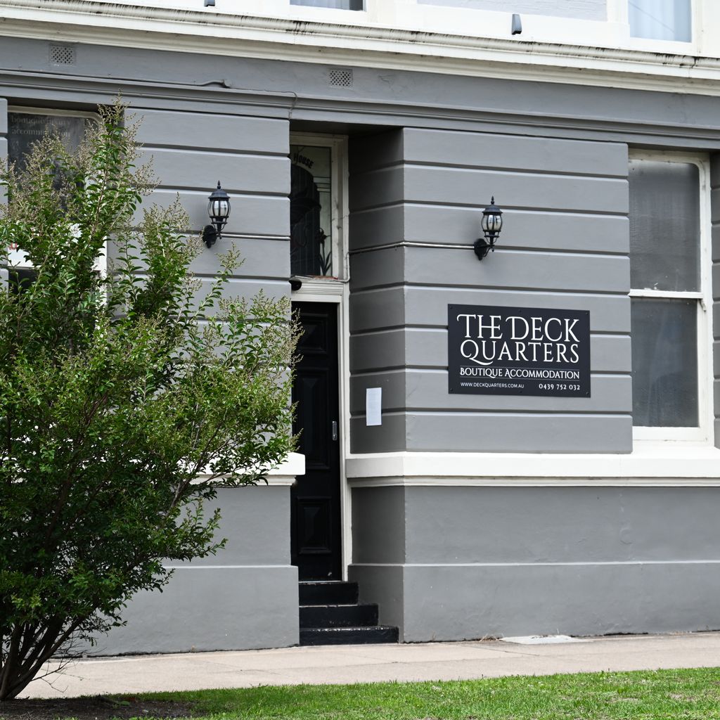 Deck Quarters – The Westwing