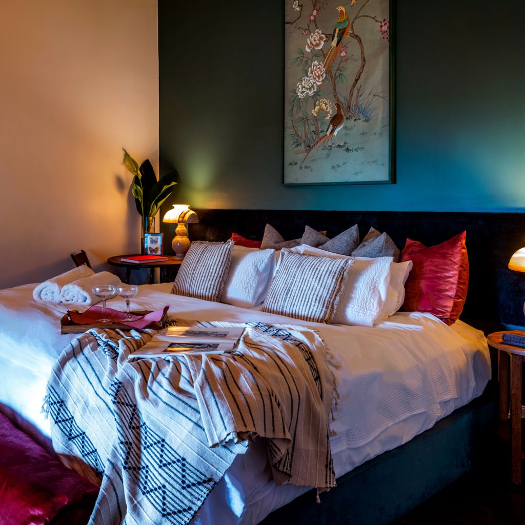 Eastern Superior 1  Luxury meets charm in this detailed nook of Eastern Hideaway’s twin suite. Perfect for thoughtful travelers who notice the little touches that matter.