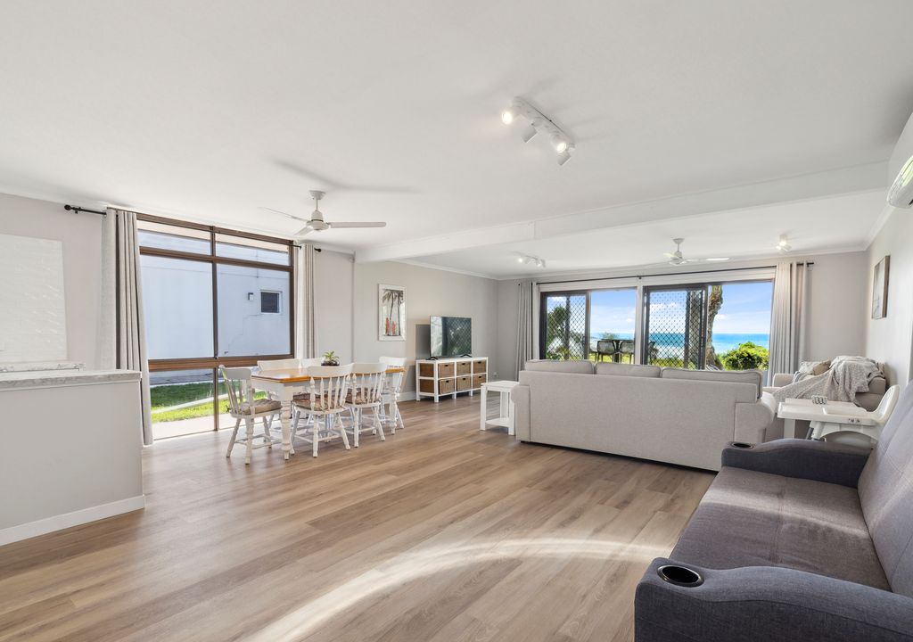 Surf Shack Arrawarra Headland