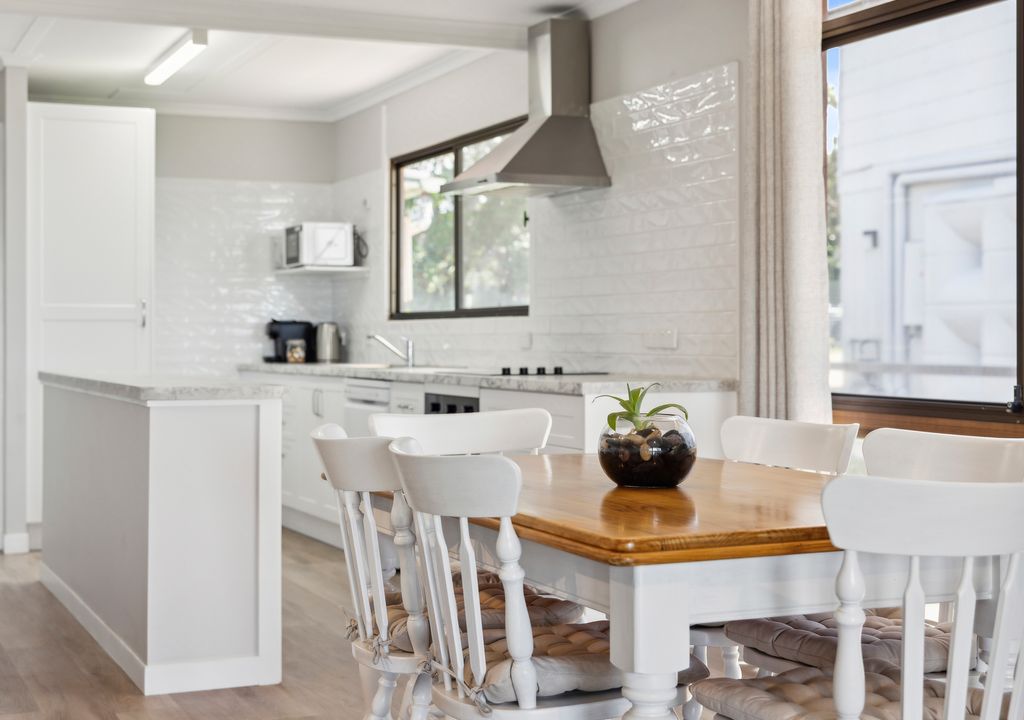 Surf Shack Arrawarra Headland