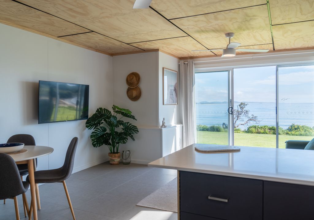 Jim & Dots Beachside Escape