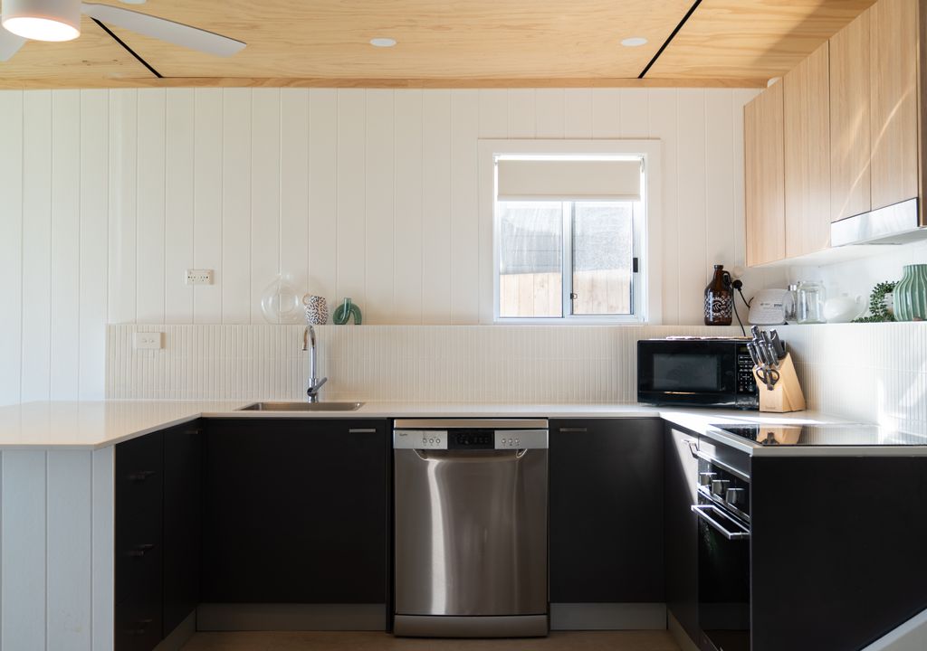 Jim & Dots Beachside Escape