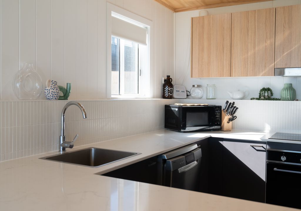 Jim & Dots Beachside Escape