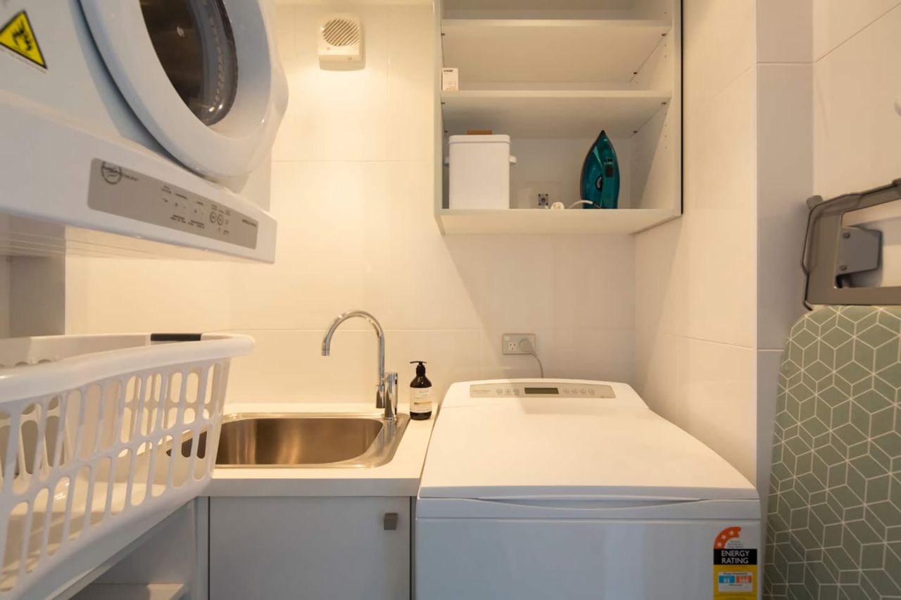 Fully equipped laundry