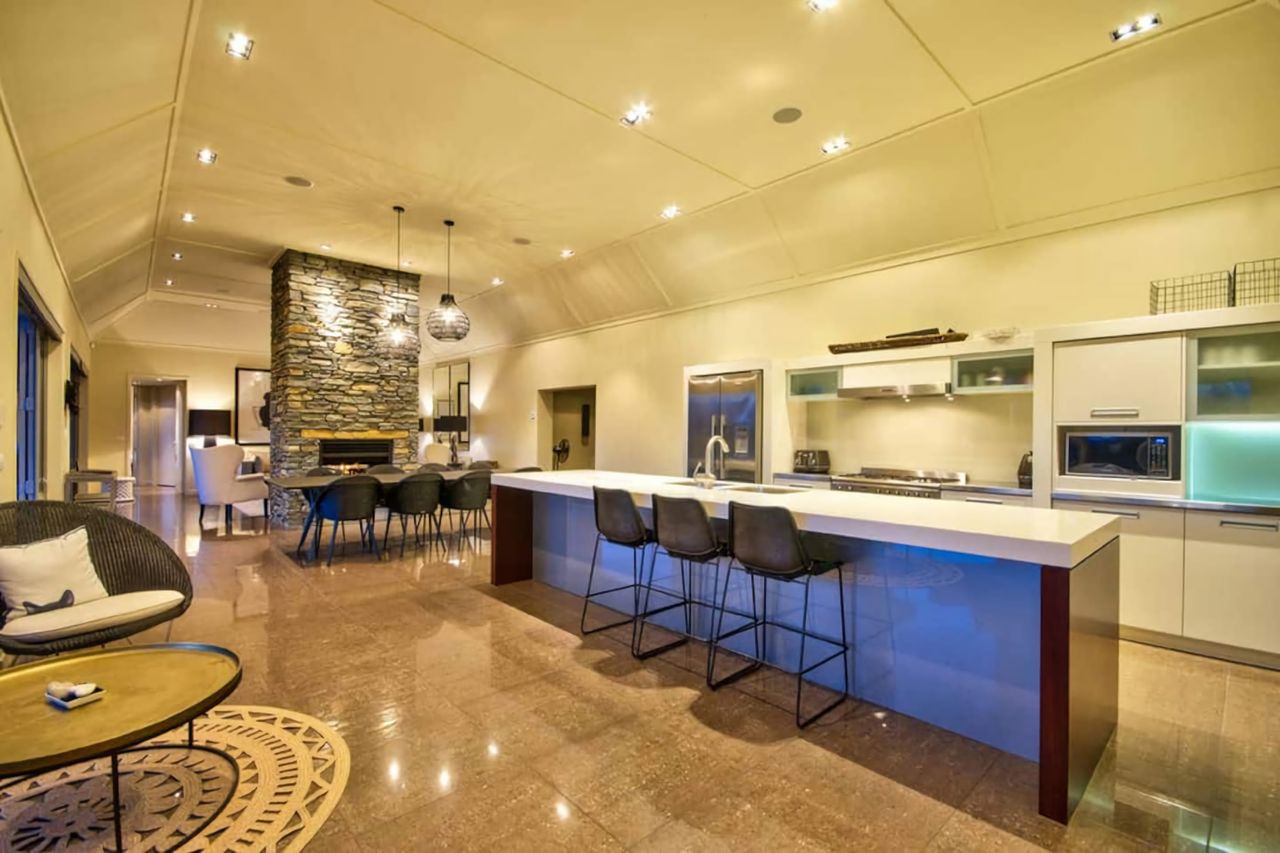 Open plan kitchen/dining/living areas