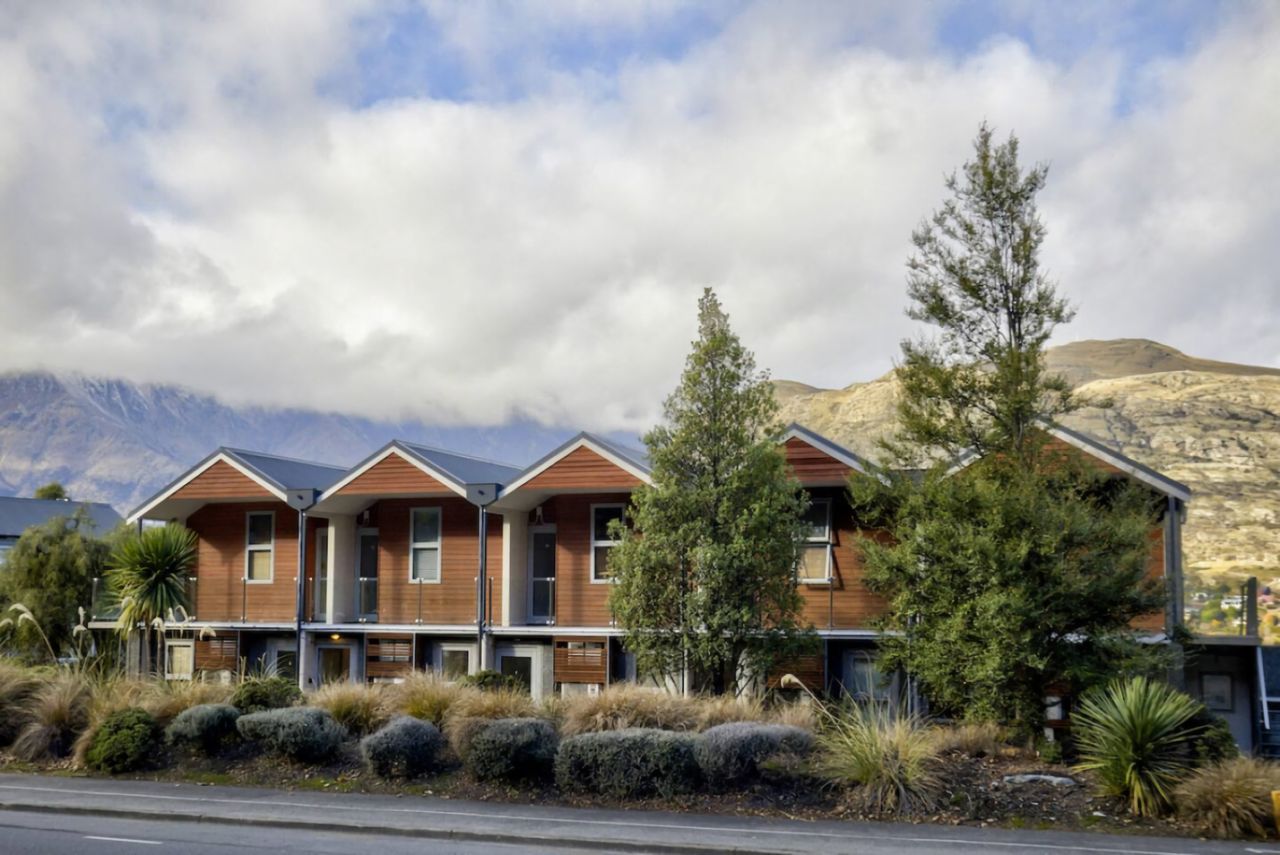 Alpine Village complex on Frankton Road