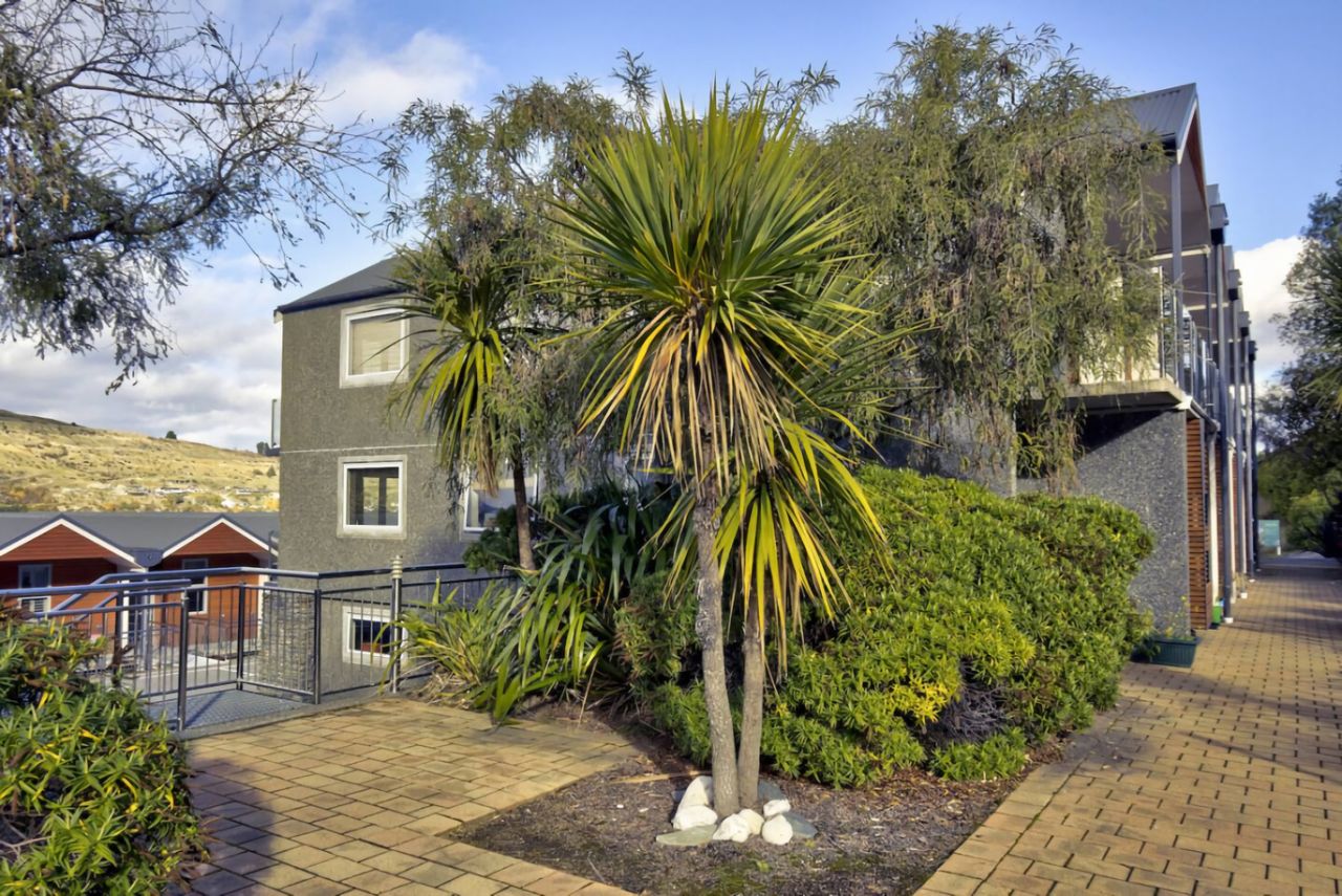 SV 643-4 Frankton Rd - 3 of 25