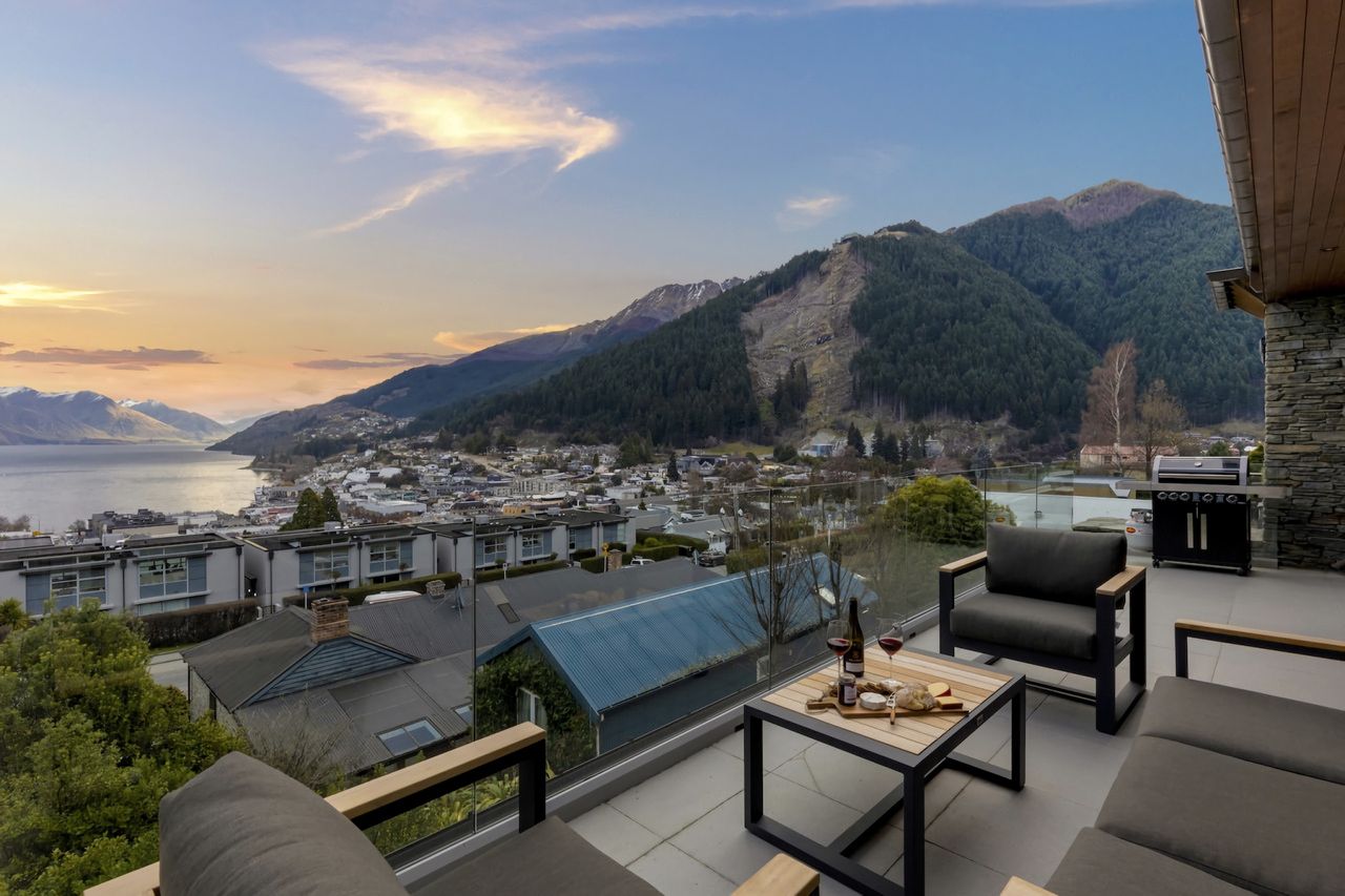 Spectacular lake and mountain views