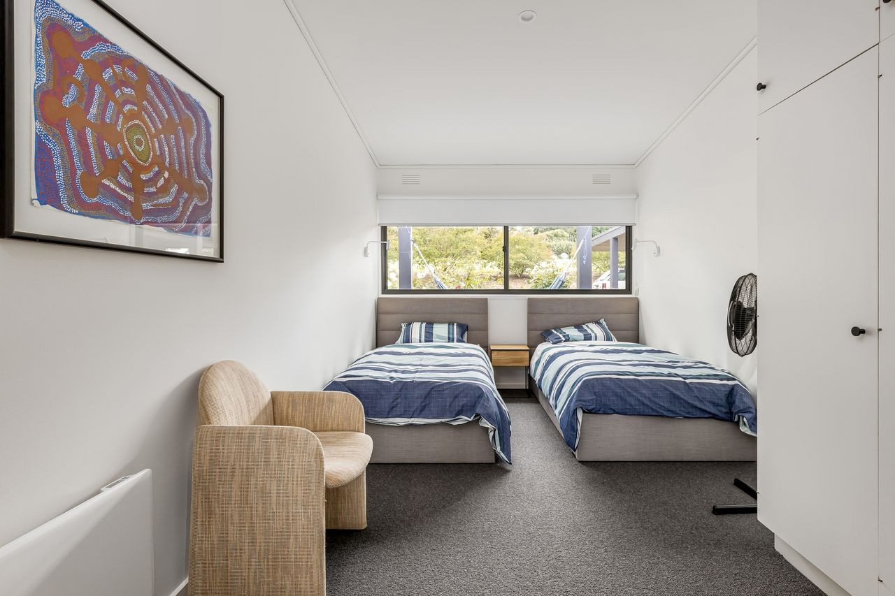 Honeysuckle House Photo 15