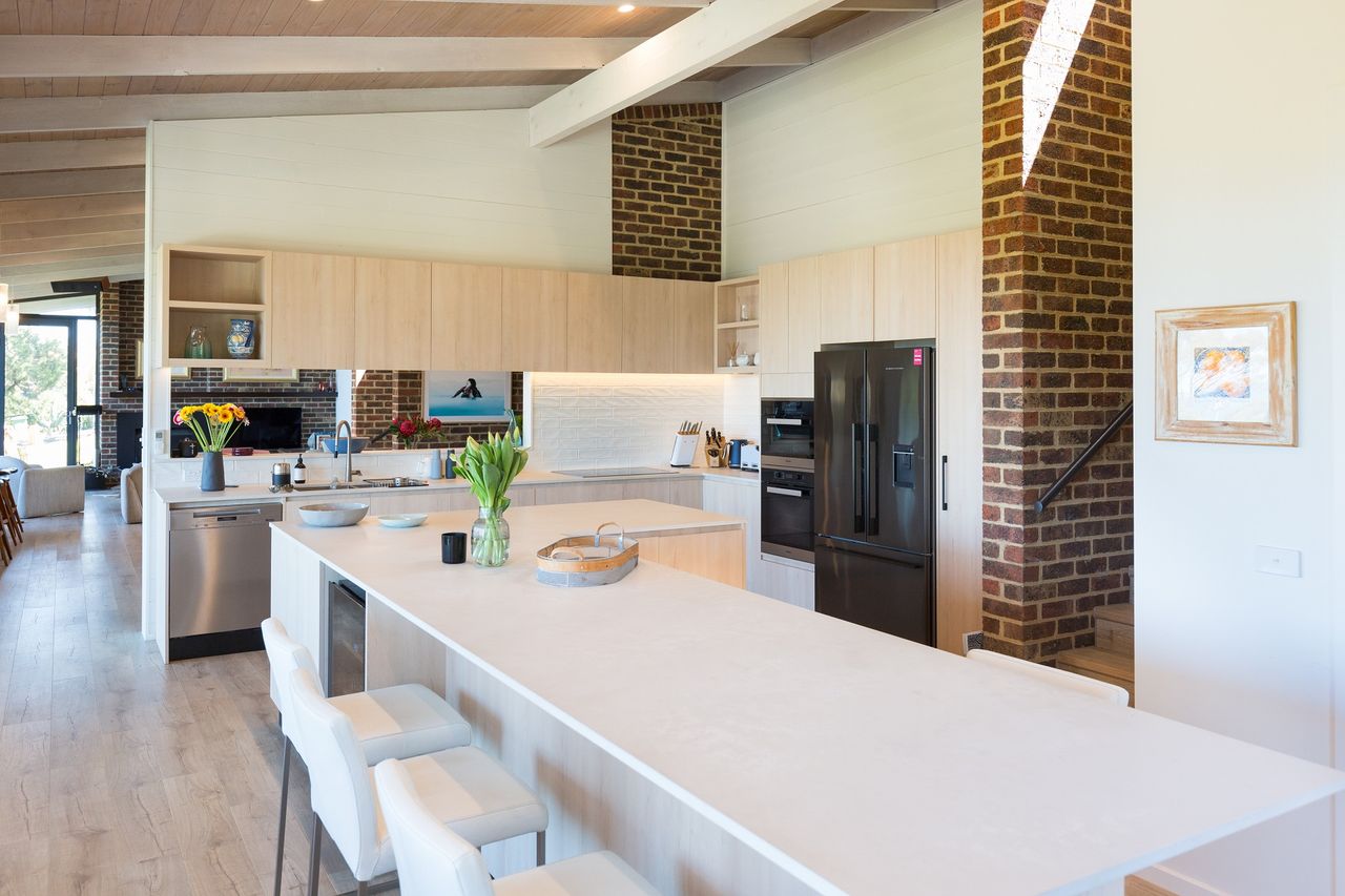 Honeysuckle House Photo 8