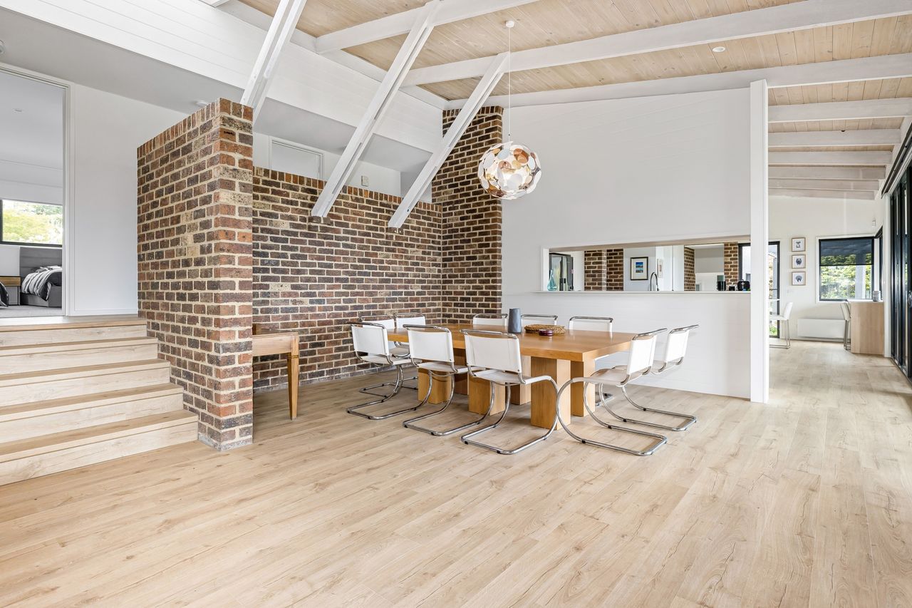 Honeysuckle House Photo 10