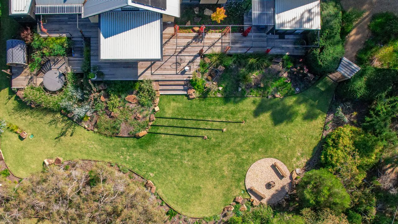 Baringa House Photo 2