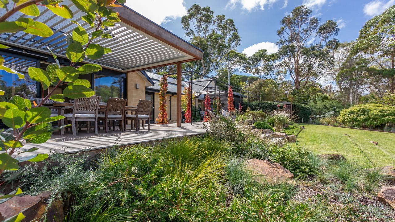 Baringa House Photo 4