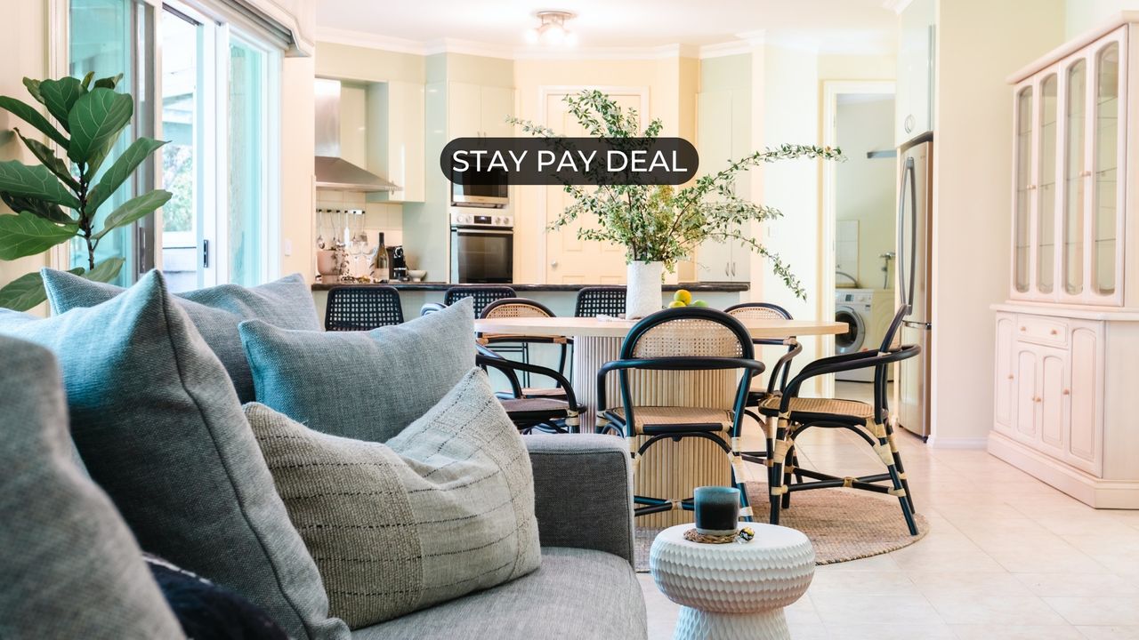 Honeysuckle Rose Retreat, Shoreham