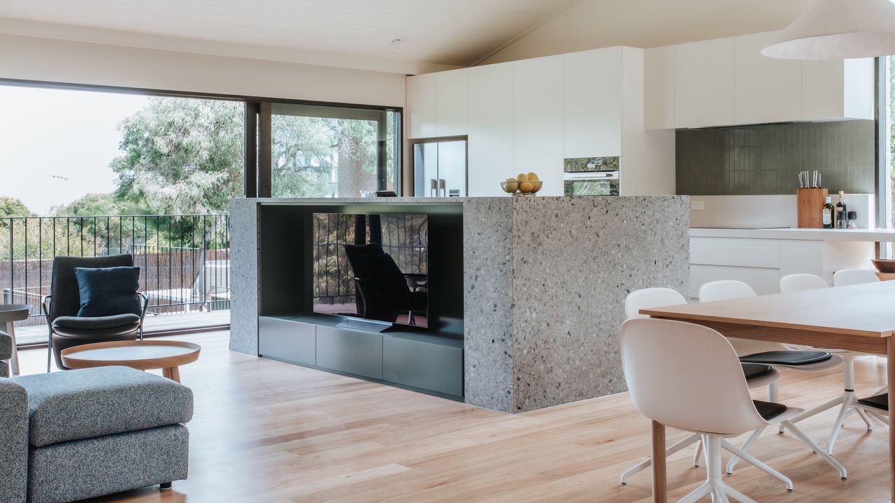 Blackwood House Photo 9