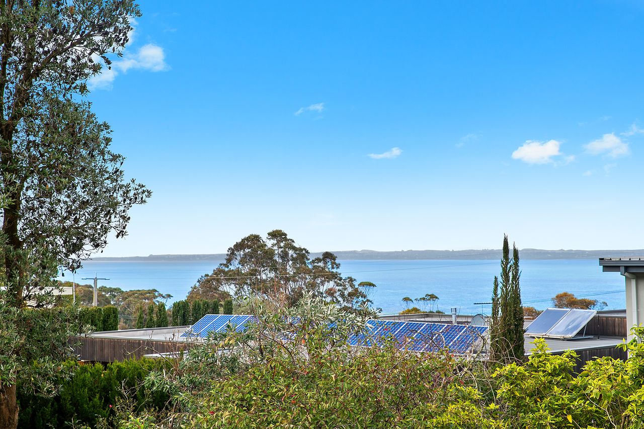 Evans Beach Retreat Photo 4