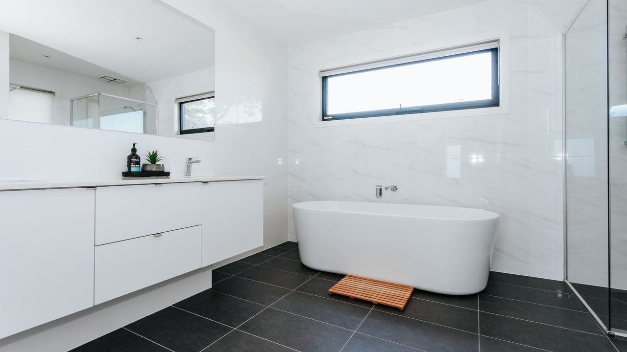 Tranquil Shores Photo 31