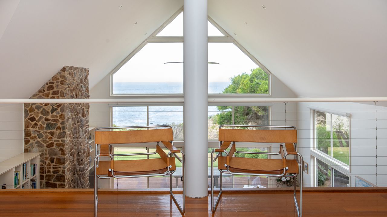 Seaside Sanctuary Photo 16