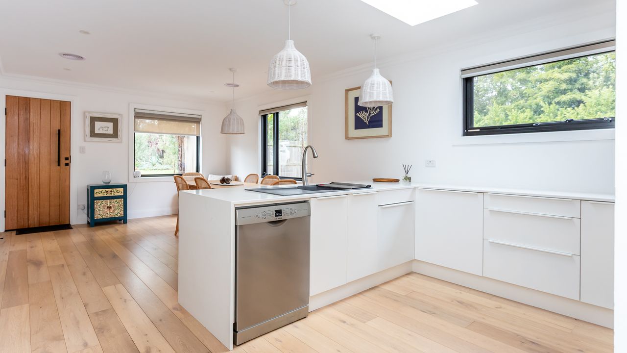 Lomond House Photo 12