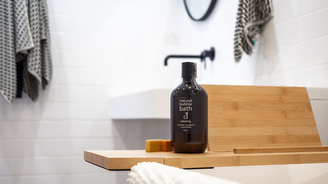 Lomond House Photo 18