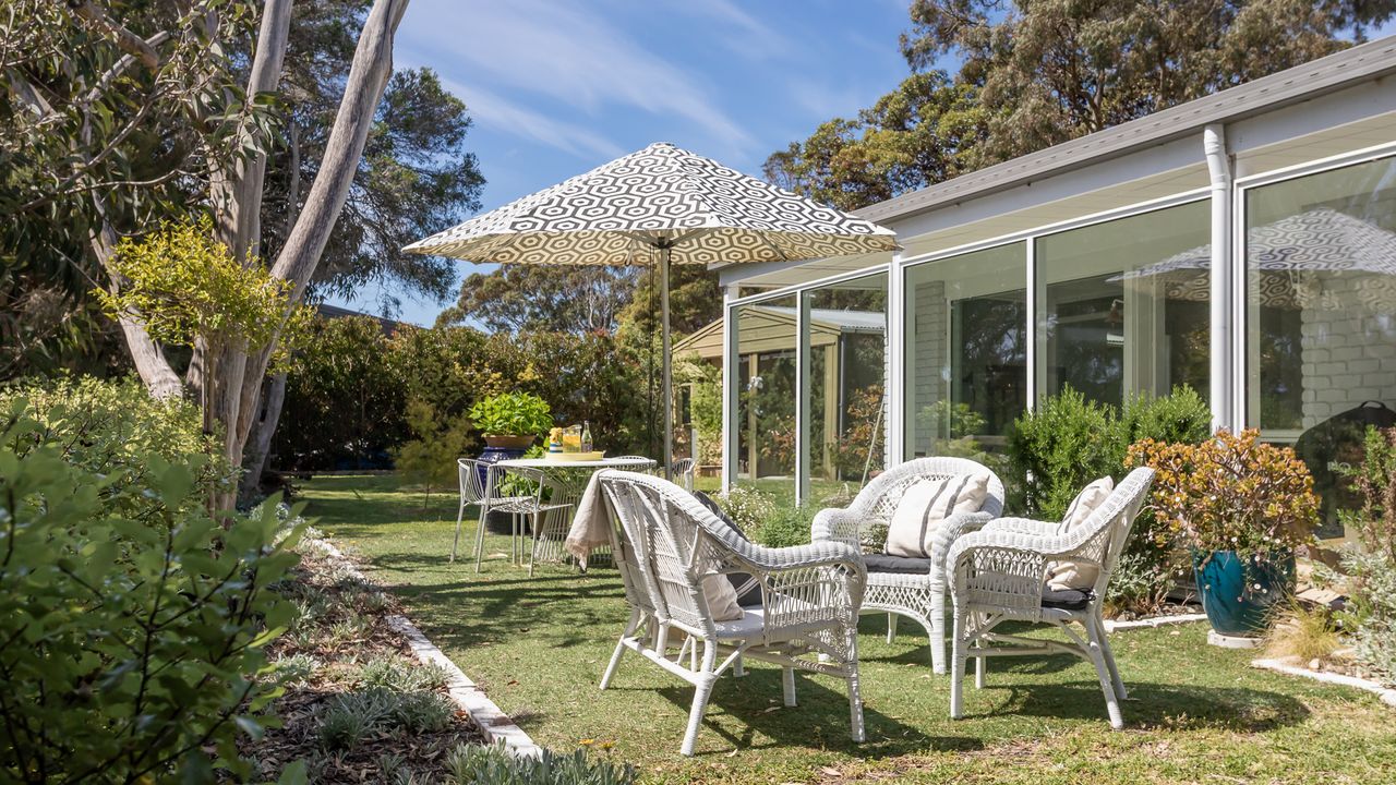 Salt Bush Cottage Photo 14