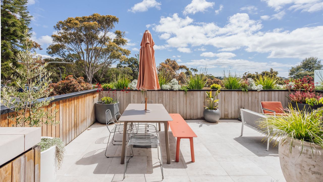 Tree Top Nook Photo 10