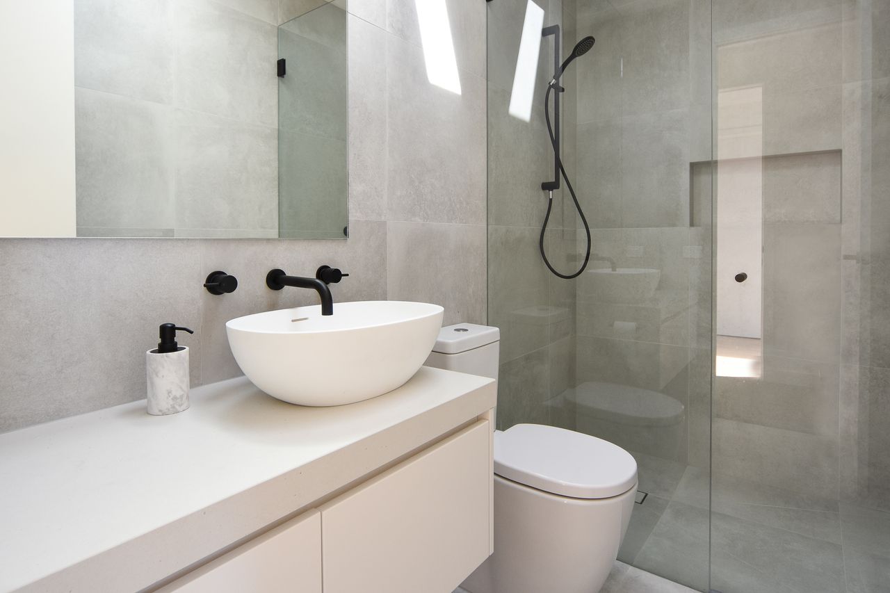 Elske on St Anns Photo 25