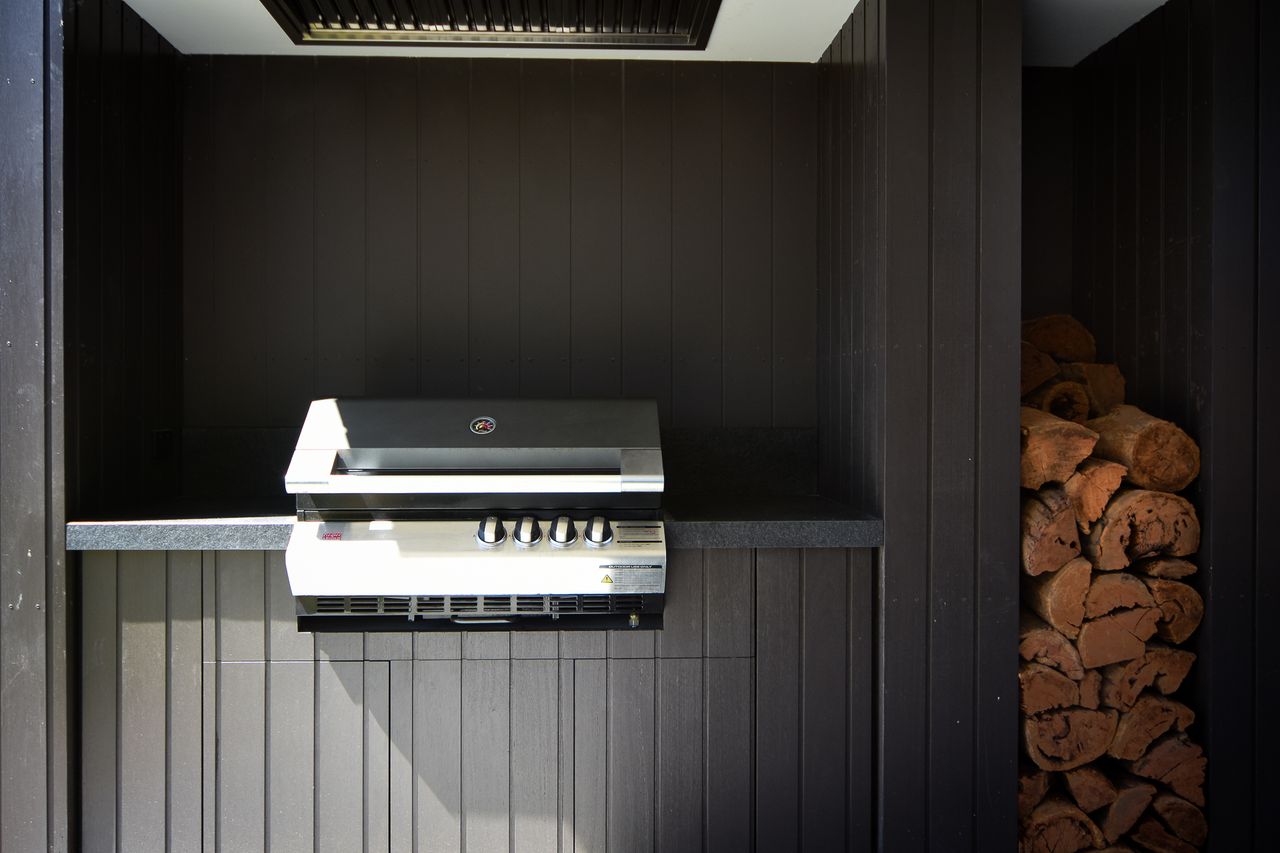 Elske on St Anns Photo 18