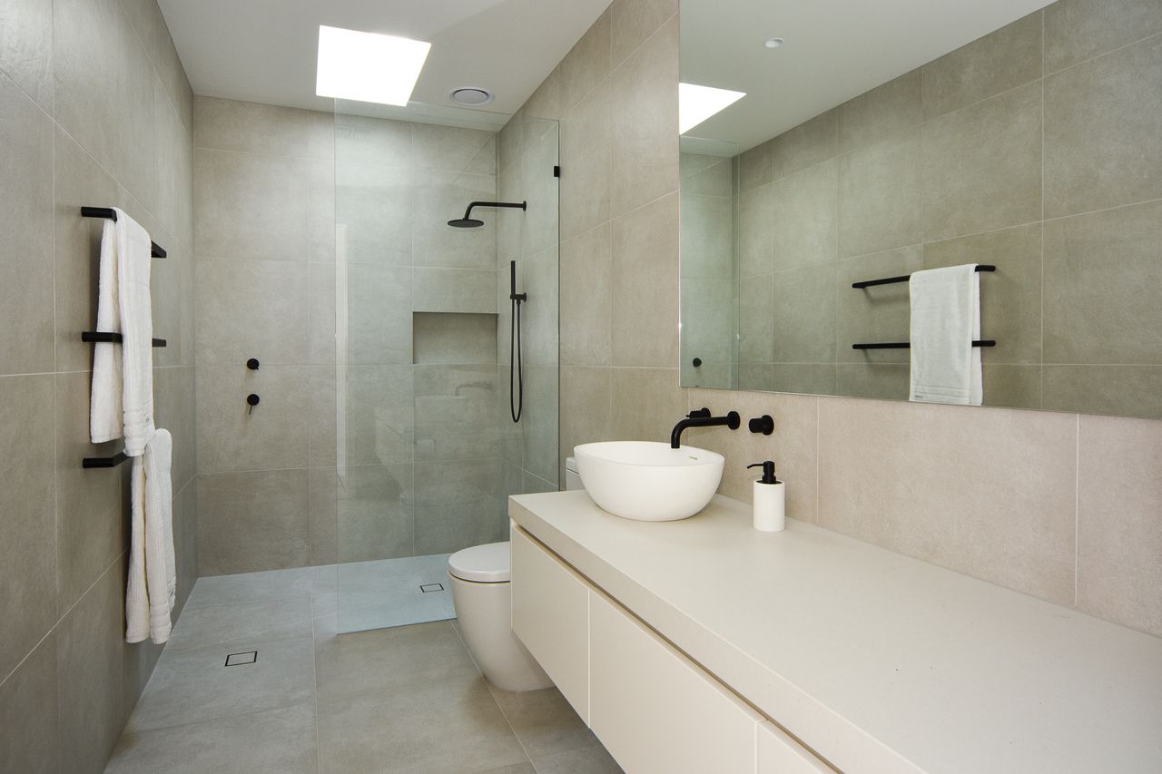 Elske on St Anns Photo 23