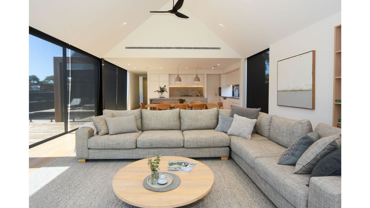 Elske on St Anns Photo 4