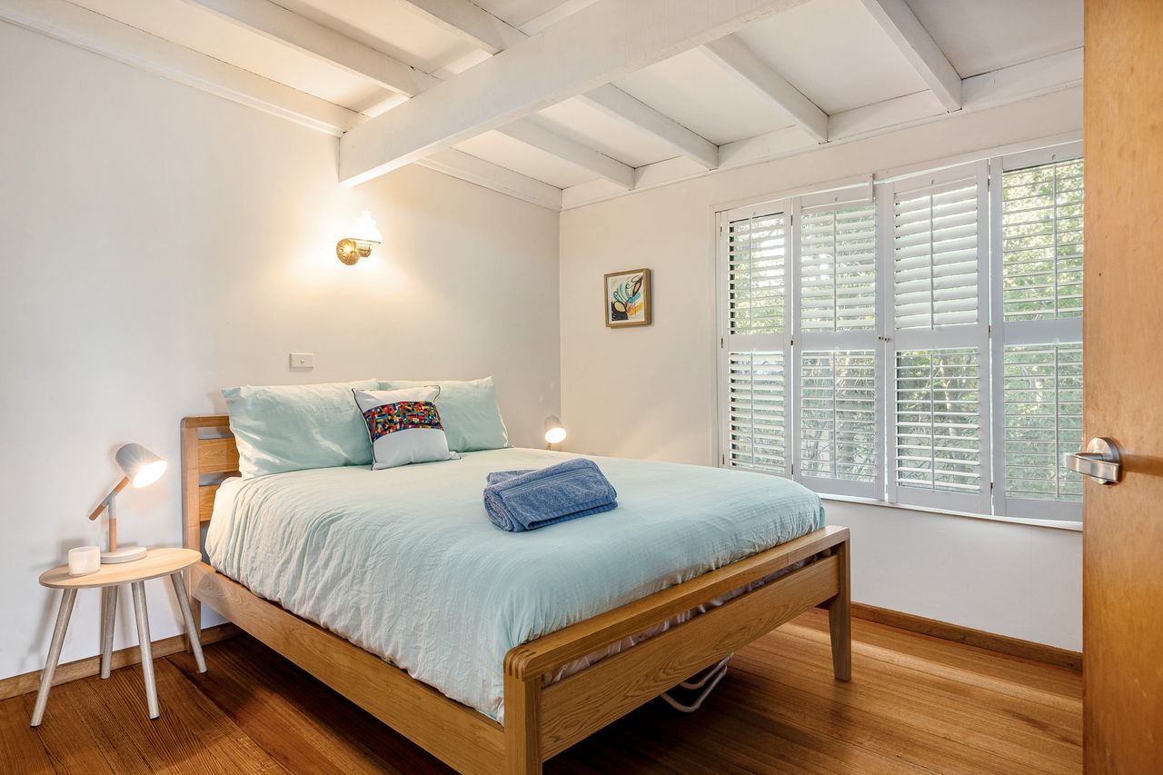 Olney House Photo 10