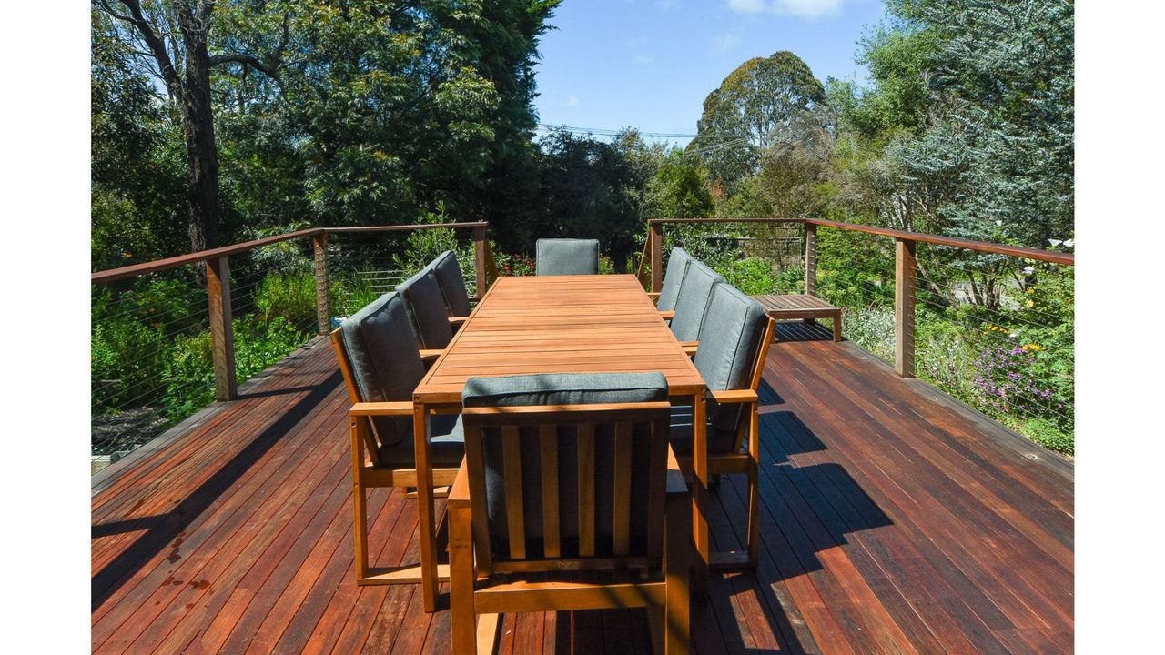 Olney House Photo 24