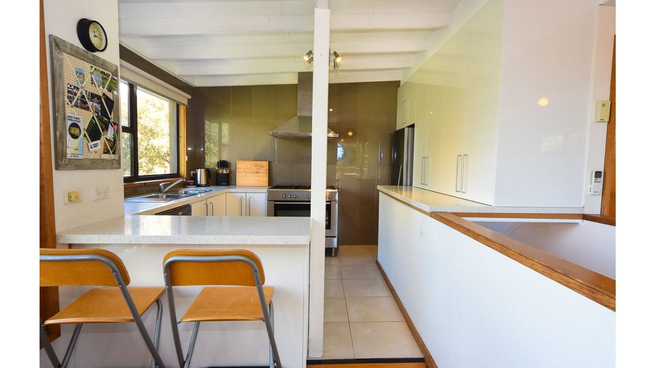 Olney House Photo 20