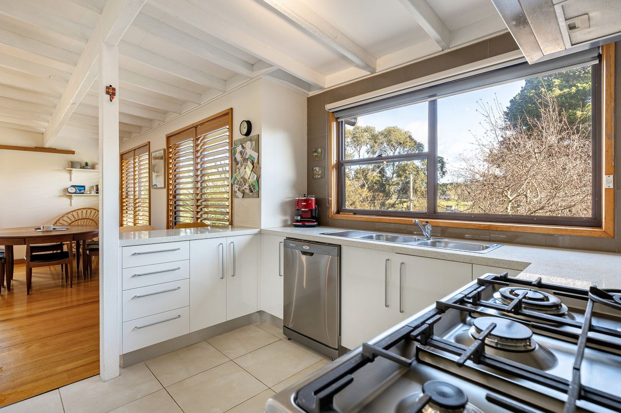 Olney House Photo 11