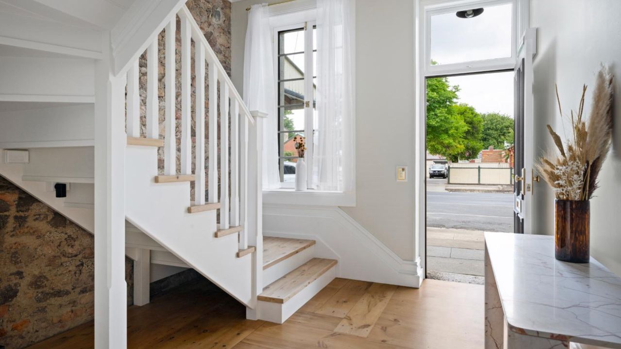 Stairway to upstairs