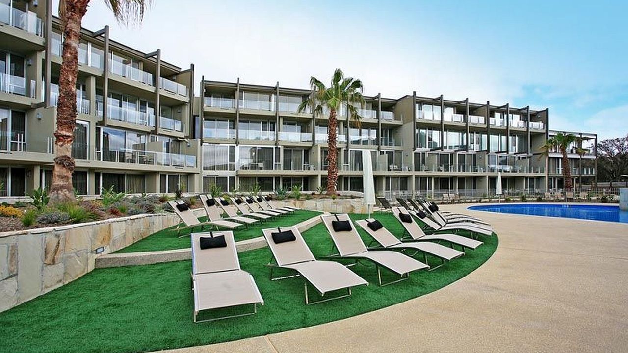 Resort 2 Bedroom 261/263