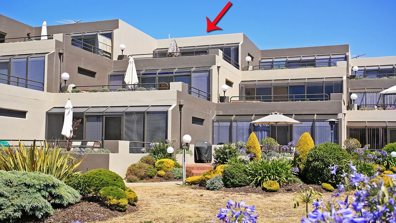 Beachfront Esplanade Apartment 12-20 | Ocean Views