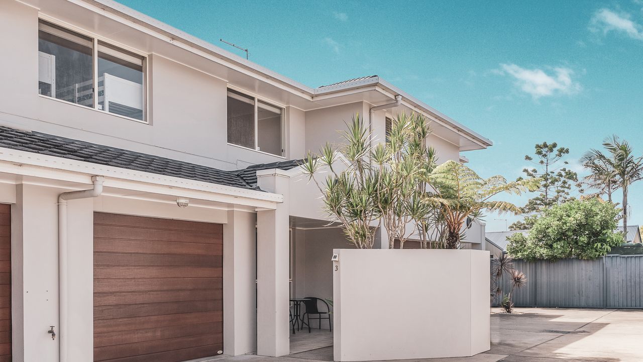 Jewel on Booyong – 3/23 Booyong Street