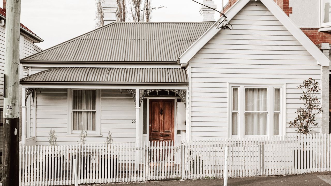 artstay Hobart 1890s inner city cottage