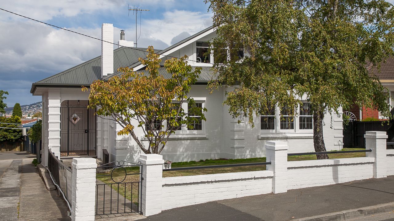 Best on Burnett best location parking sleeps 8