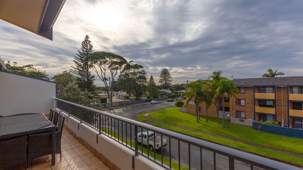 Prelude Penthouse – stroll to the beach