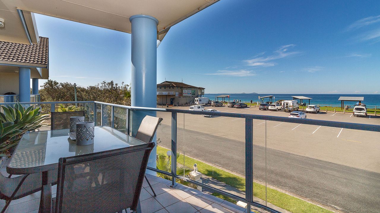 Nautilus 6 Beach Front Bliss