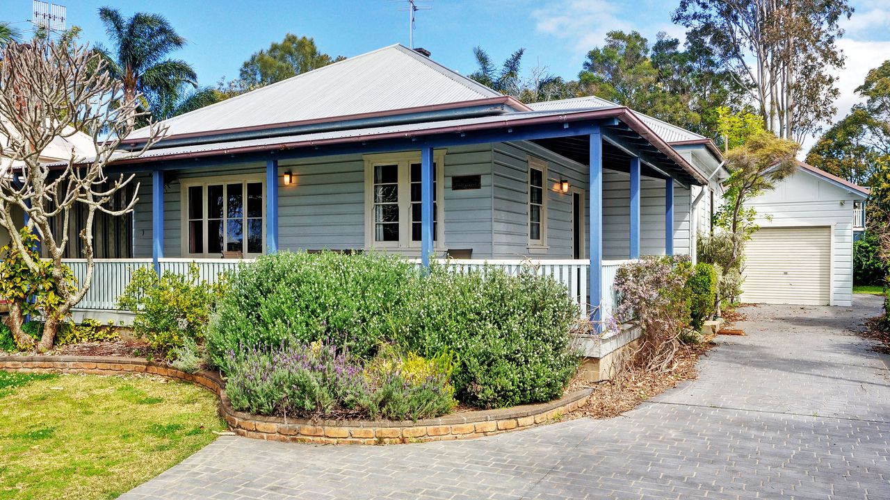 The Lakes Cottage